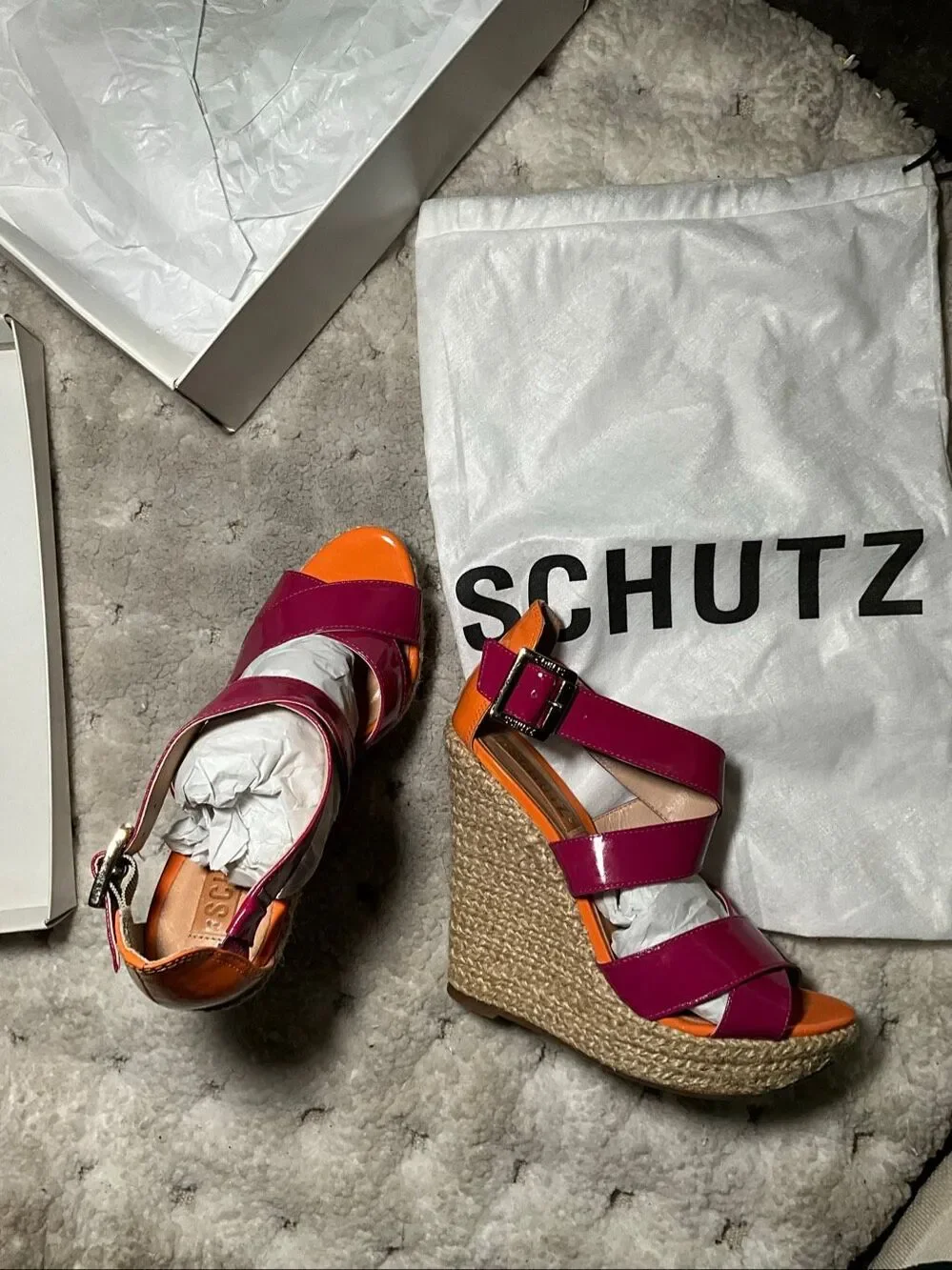 Schutz |  Anabela Verniz New Royal